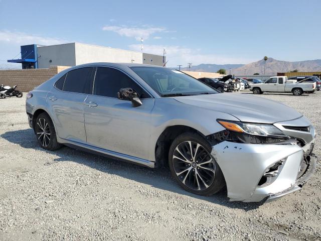 4T1B11HK0KU712954 - 2019 TOYOTA CAMRY L SILVER photo 4