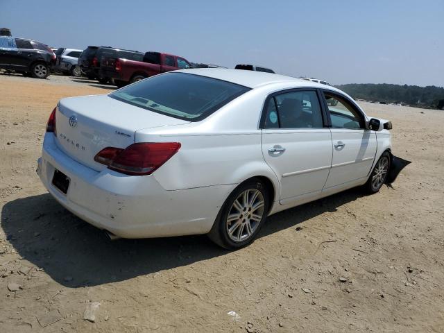 4T1BK36B68U307637 - 2008 TOYOTA AVALON XL WHITE photo 3