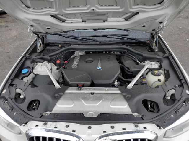5UXTR9C58JLD66630 - 2018 BMW X3 XDRIVE30I WHITE photo 11