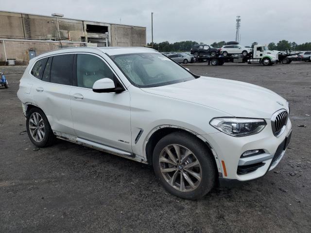 5UXTR9C58JLD66630 - 2018 BMW X3 XDRIVE30I WHITE photo 4