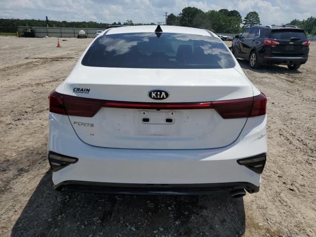 3KPF24ADXKE020201 - 2019 KIA FORTE FE WHITE photo 6