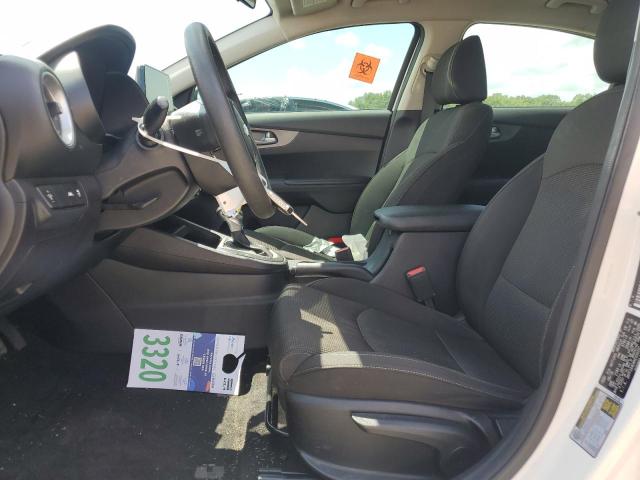 3KPF24ADXKE020201 - 2019 KIA FORTE FE WHITE photo 7