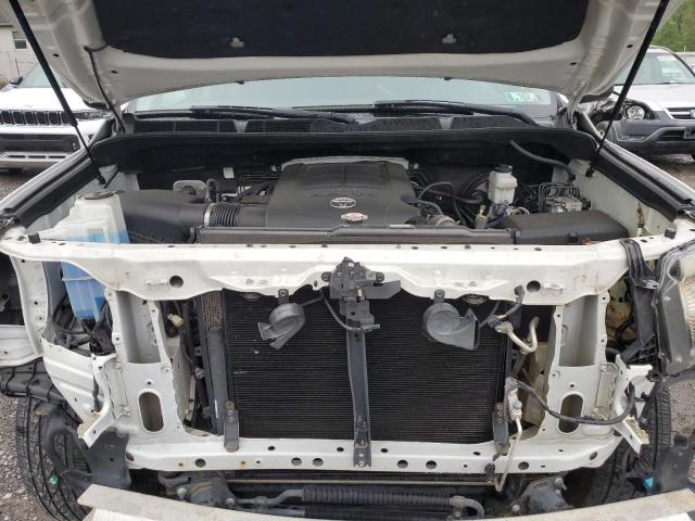 5TFUM5F16JX077824 - 2018 TOYOTA TUNDRA DOUBLE CAB SR/SR5 WHITE photo 11
