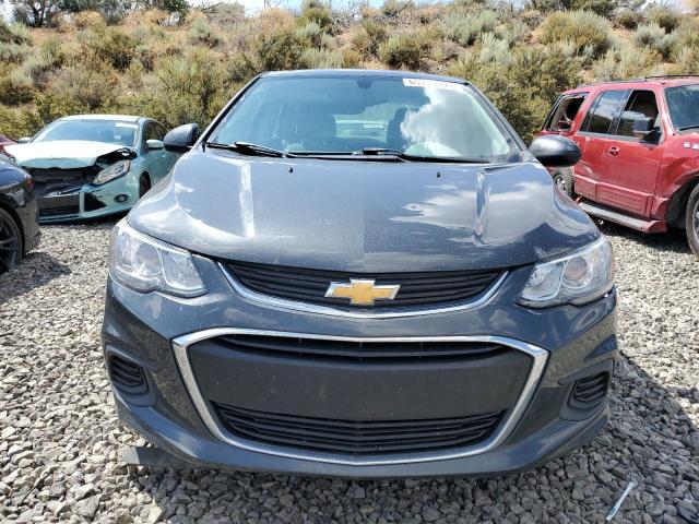 1G1JB5SHXH4137703 - 2017 CHEVROLET SONIC LS 灰色 照片 5