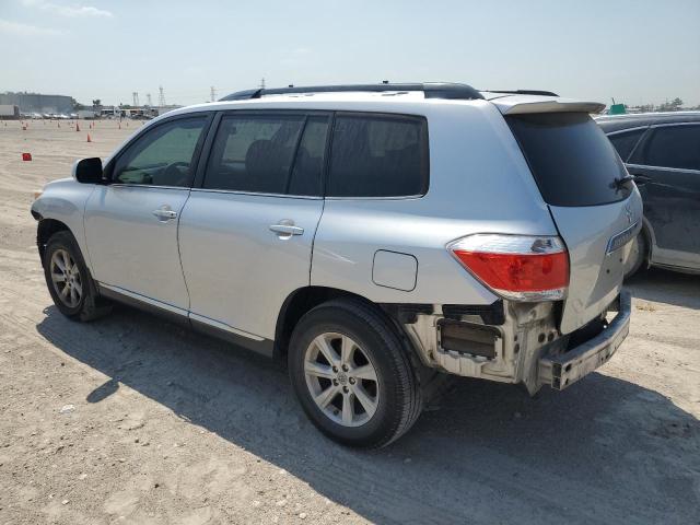 5TDZA3EH5DS031476 - 2013 TOYOTA HIGHLANDER BASE SILVER photo 2