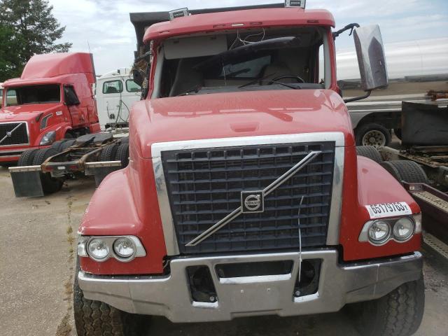 4V5KC9EH2KN904649 - 2019 VOLVO VHD RED photo 7