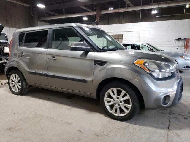 KNDJT2A67D7596196 - 2013 KIA SOUL + SILVER photo 4