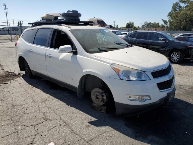 1GNKVGED6BJ264455 - 2011 CHEVROLET TRAVERSE LT WHITE photo 4