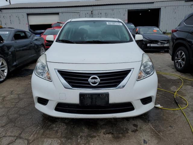 3N1CN7AP7DL852120 - 2013 NISSAN VERSA S WHITE photo 5