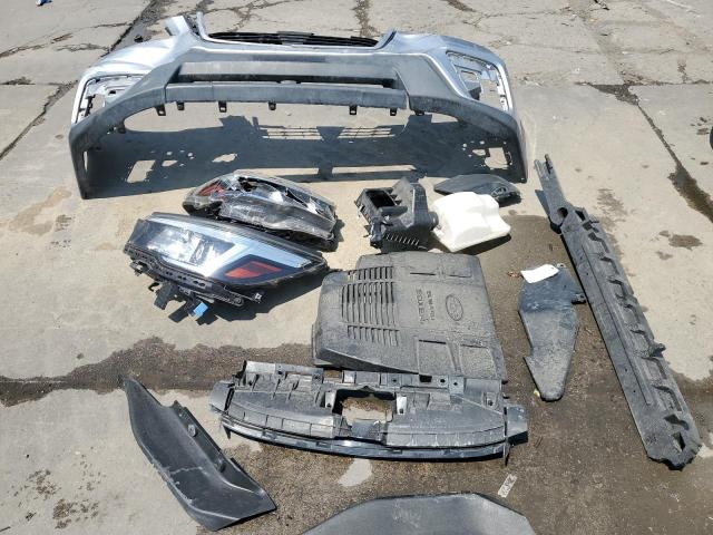 JF2SKAAC1KH579071 - 2019 SUBARU FORESTER SILVER photo 13