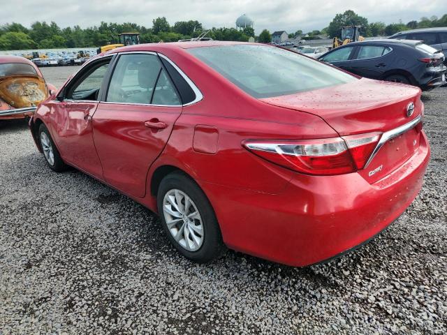 4T4BF1FK3FR469978 - 2015 TOYOTA CAMRY LE RED photo 2