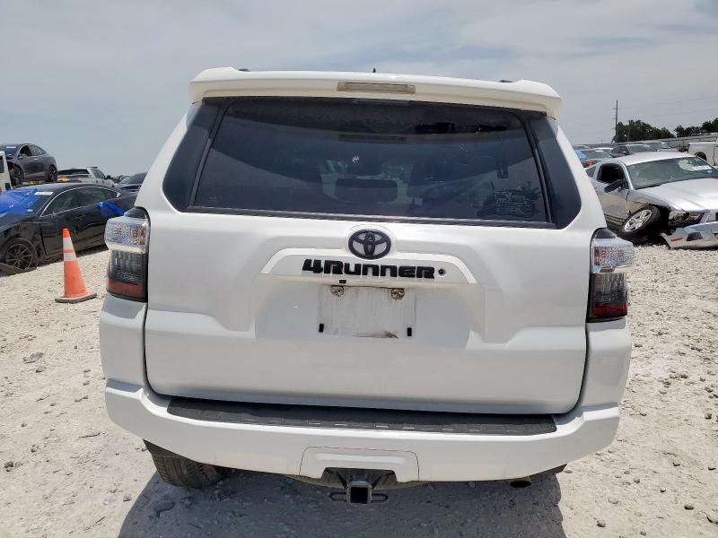 JTEMU5JR1M5859795 - 2021 TOYOTA 4RUNNER SR5/SR5 PREMIUM WHITE photo 6
