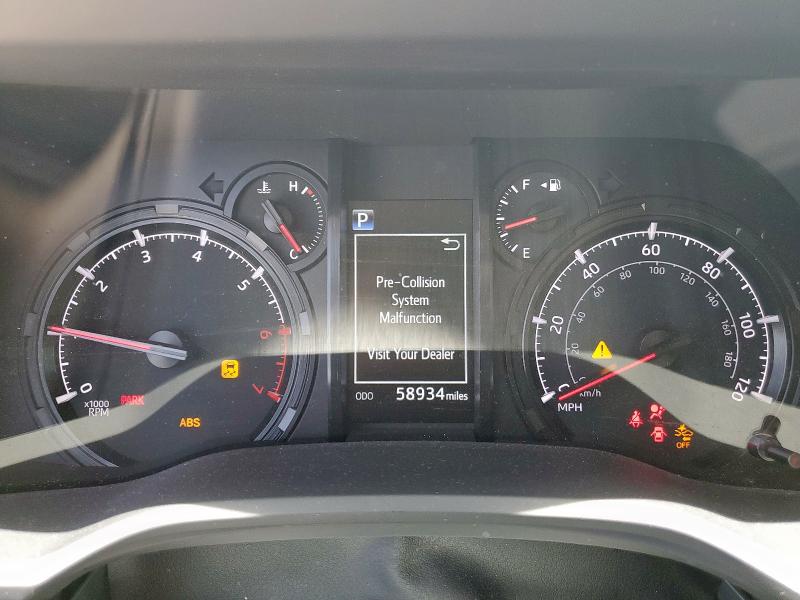 JTEMU5JR1M5859795 - 2021 TOYOTA 4RUNNER SR5/SR5 PREMIUM WHITE photo 9