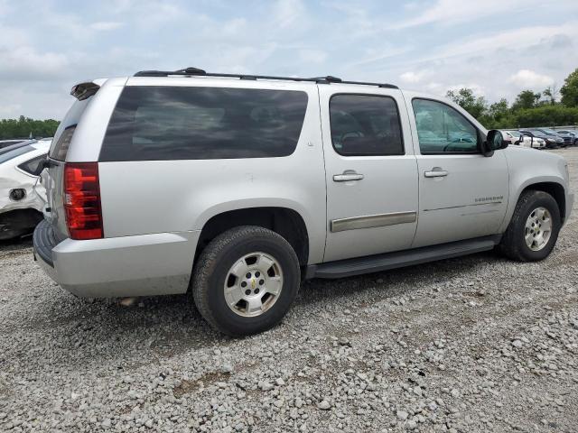 1GNSCJE08BR105681 - 2011 CHEVROLET SUBURBAN C1500 LT SILVER photo 3