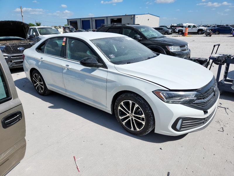 3VWAM7BU8RM032252 - 2024 VOLKSWAGEN JETTA SPORT WHITE photo 4