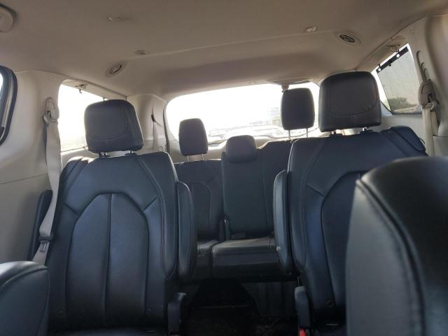 2C4RC1EG8JR100638 - 2018 CHRYSLER PACIFICA TOURING L PLUS SILVER photo 10