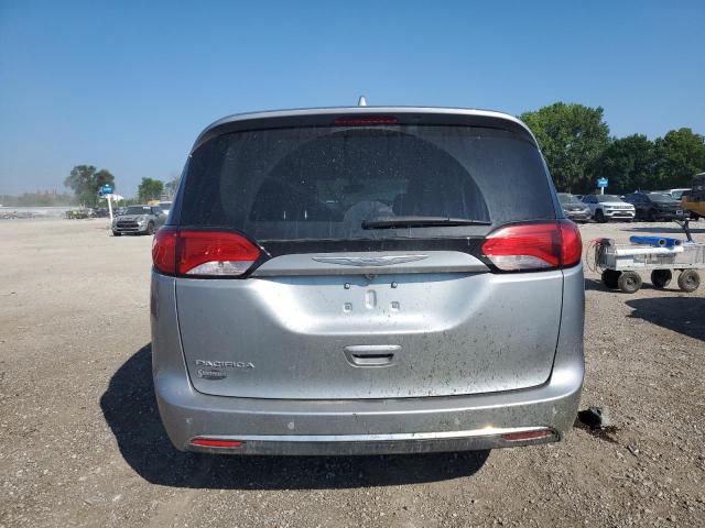 2C4RC1EG8JR100638 - 2018 CHRYSLER PACIFICA TOURING L PLUS SILVER photo 6