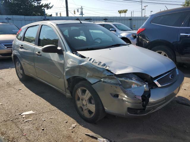 1FAHP37N16W232801 - 2006 FORD FOCUS ZX5 GRAY photo 4