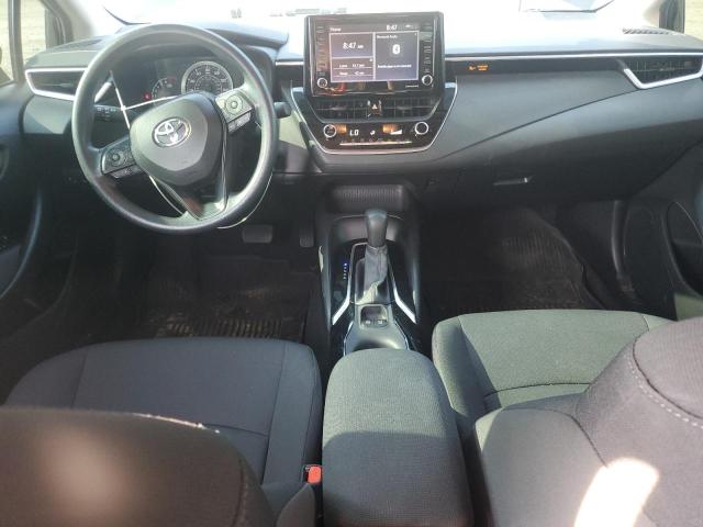 5YFEPMAE3NP308098 - 2022 TOYOTA COROLLA LE أسود صورة 8