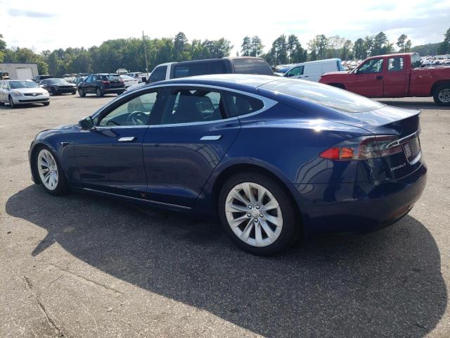 5YJSA1E24HF209907 - 2017 TESLA MODEL S 蓝色 照片 2