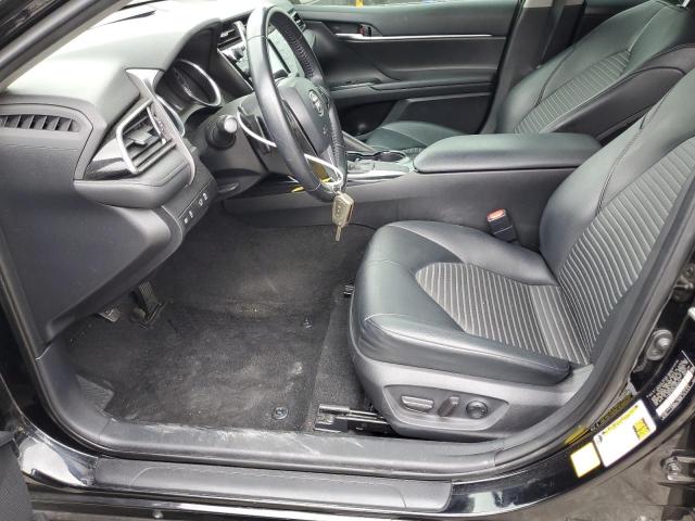 4T1G11AK9LU863714 - 2020 TOYOTA CAMRY SE BLACK photo 7