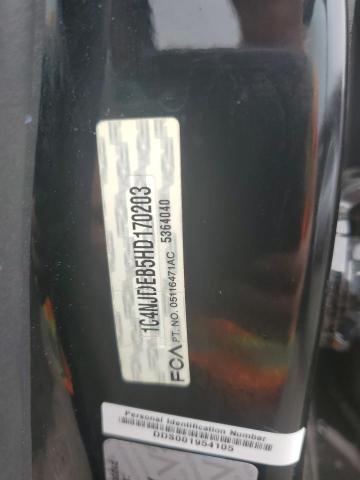 1C4NJDEB5HD170203 - 2017 JEEP COMPASS LATITUDE BLACK photo 12