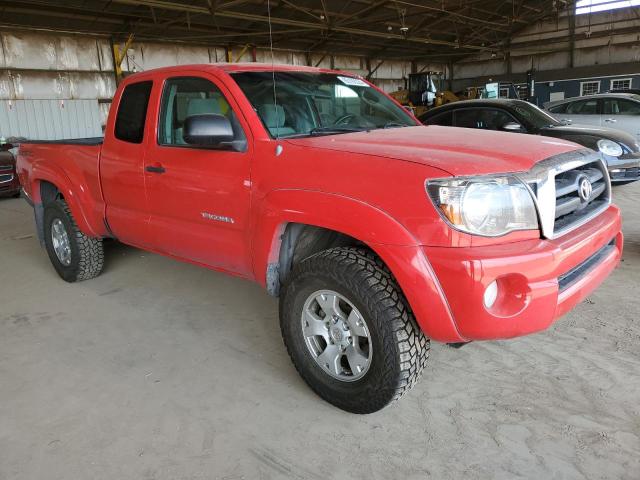 5TETU62N88Z591784 - 2008 TOYOTA TACOMA PRERUNNER ACCESS CAB RED photo 4