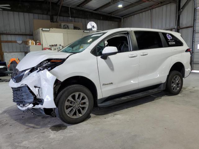 2024 TOYOTA SIENNA LE, 