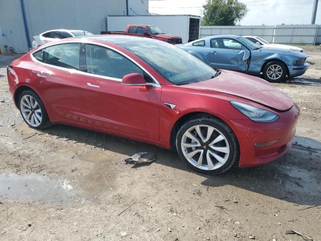 5YJ3E1EA3JF118231 - 2018 TESLA MODEL 3 RED photo 4