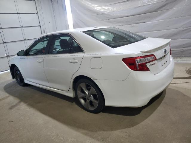 4T1BF1FK9CU623115 - 2012 TOYOTA CAMRY BASE WHITE photo 2