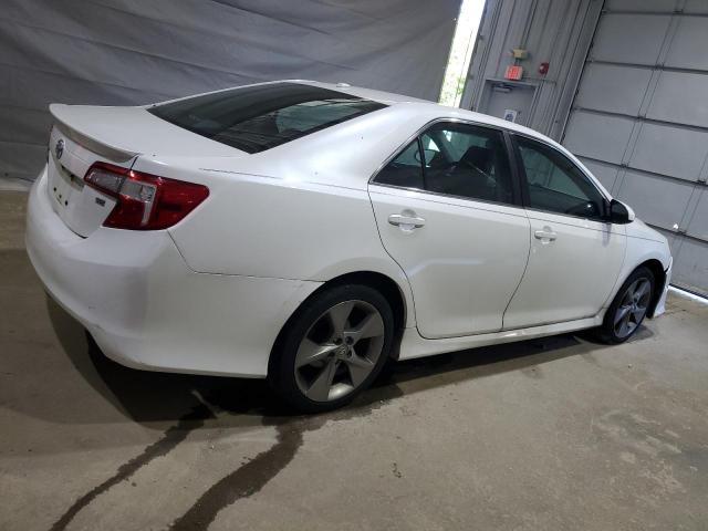 4T1BF1FK9CU623115 - 2012 TOYOTA CAMRY BASE WHITE photo 3
