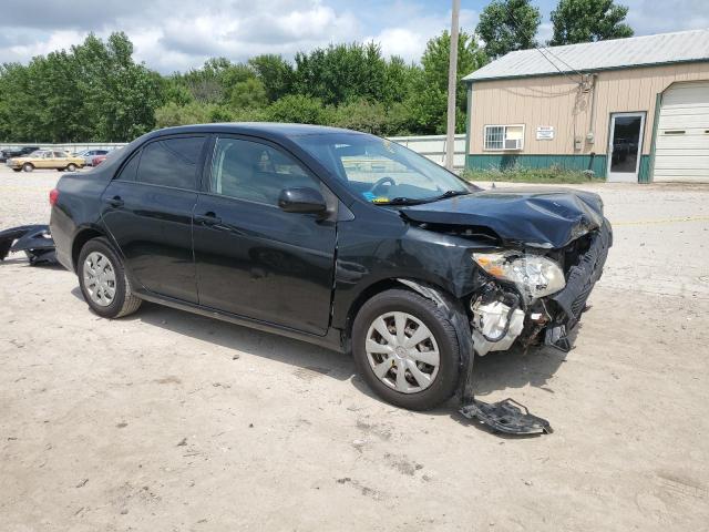 2T1BU4EE2AC319982 - 2010 TOYOTA COROLLA BASE Czarny zdjęcie 4