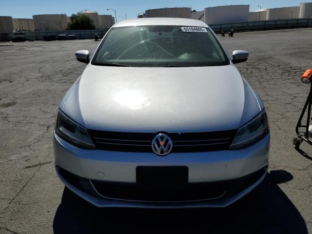 3VWD17AJ3EM312149 - 2014 VOLKSWAGEN JETTA SE Gümüş foto 5