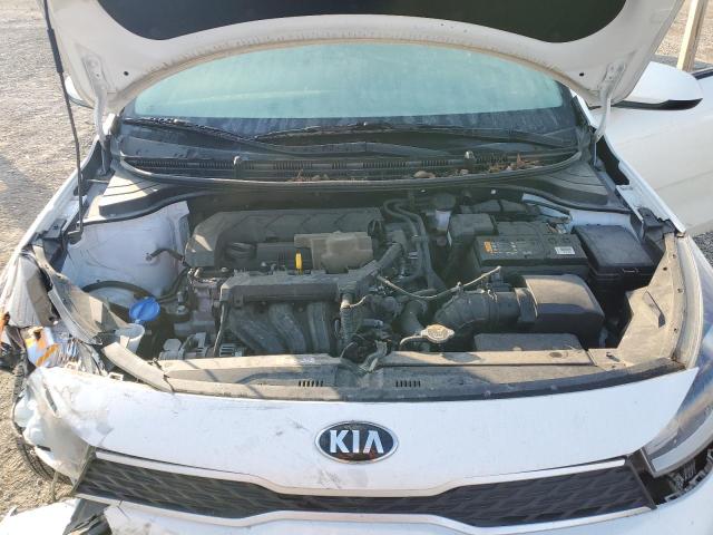 3KPA24AD3LE294416 - 2020 KIA RIO LX WHITE photo 11