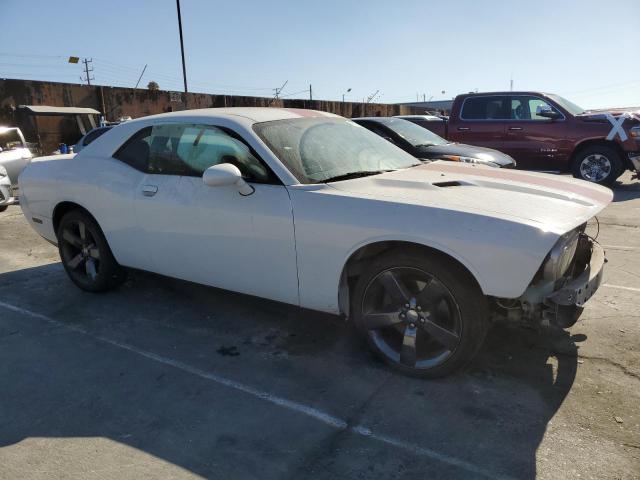 2C3CDYAG7DH518060 - 2013 DODGE CHALLENGER SXT WHITE photo 4