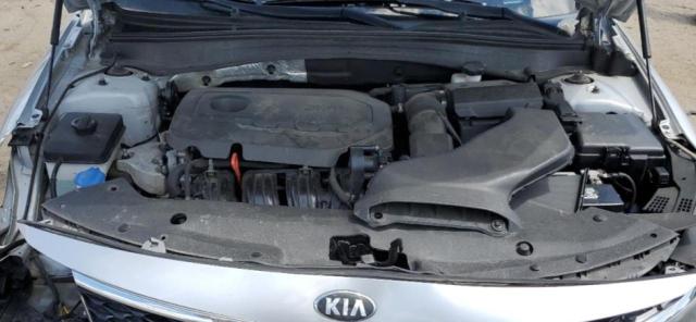 5XXGT4L35JG207776 - 2018 KIA OPTIMA LX Silber Foto 11