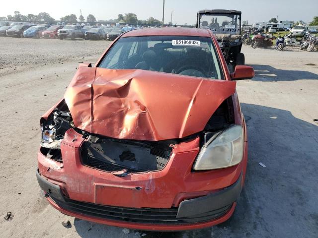 KNADE123176250884 - 2007 KIA RIO BASE RED photo 5