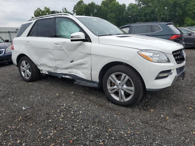 4JGDA5HB1FA450224 - 2015 MERCEDES-BENZ ML 350 4MATIC WHITE photo 4
