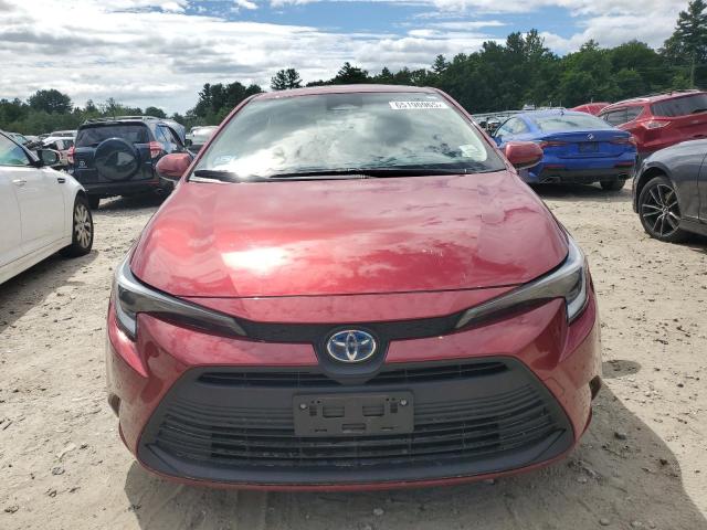 JTDBCMFE8PJ000262 - 2023 TOYOTA COROLLA LE RED photo 5
