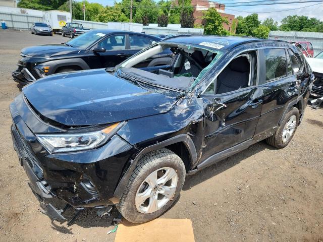 2021 TOYOTA RAV4 XLE, null