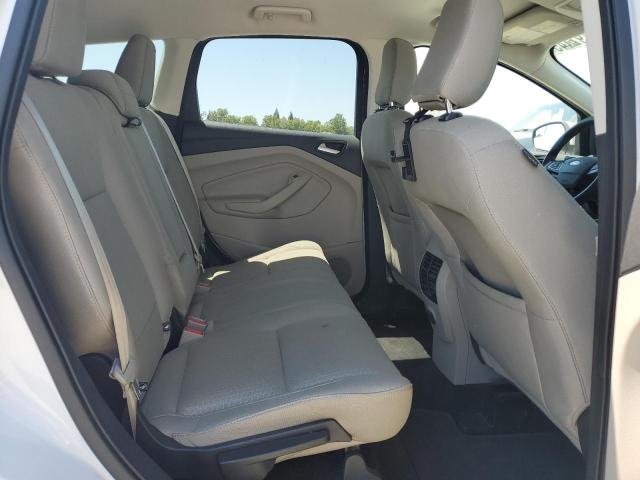 1FMCU0GD9JUD37802 - 2018 FORD ESCAPE SE WHITE photo 11