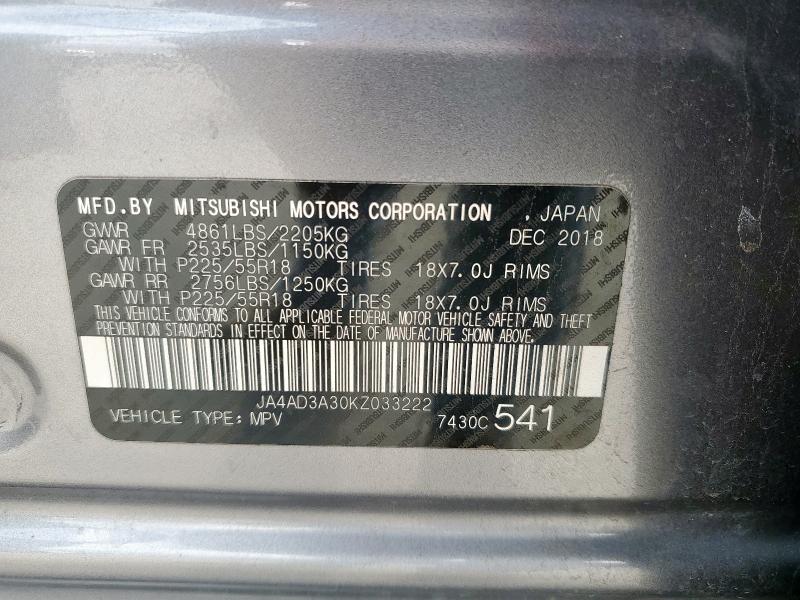 JA4AD3A30KZ033222 - 2019 MITSUBISHI OUTLANDER SE 银色 照片 13