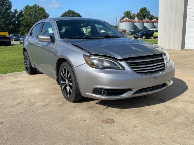 2013 CHRYSLER 200 TOURING, null