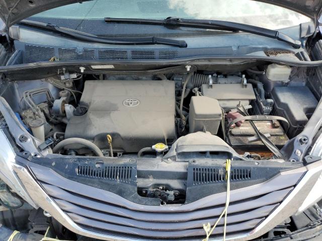 5TDKK3DC0FS593518 - 2015 TOYOTA SIENNA LE GRAY photo 12