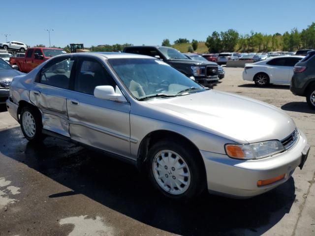 1HGCD5656TA063752 - 1996 HONDA ACCORD EX SILVER photo 4