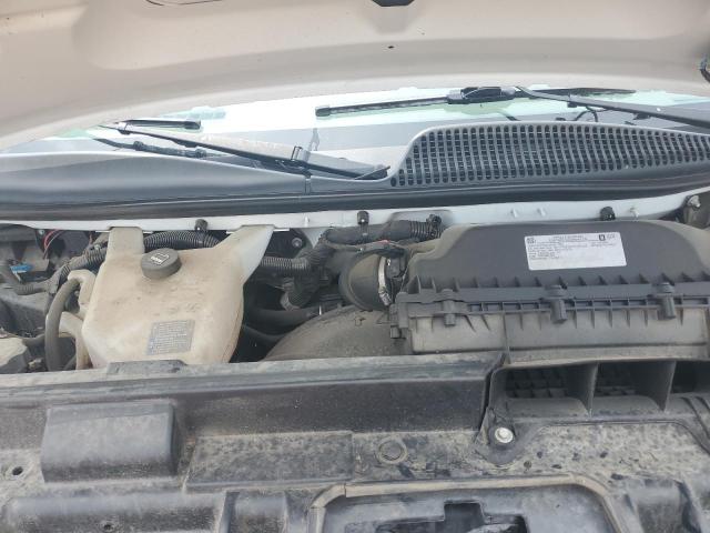 1GCWGBFP3J1280577 - 2018 CHEVROLET EXPRESS G2 WHITE photo 21