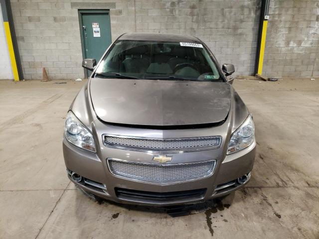 1G1ZE5EB1AF322542 - 2010 CHEVROLET MALIBU LTZ თაფლისფერი ფოტო 5