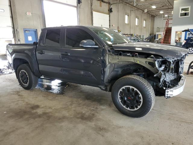 3TMLB5JN0RM029913 - 2024 TOYOTA TACOMA DOUBLE CAB GRAY photo 4