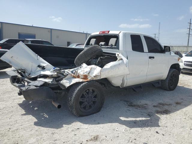 5TFRM5F17FX085525 - 2015 TOYOTA TUNDRA DOUBLE CAB SR/SR5 WHITE photo 3