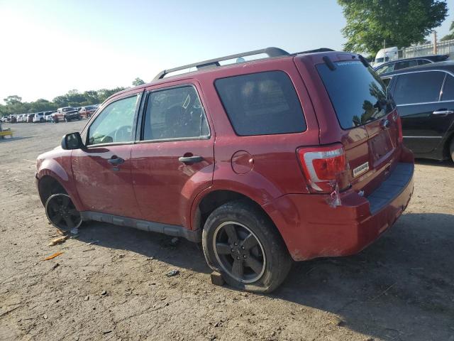 1FMCU0DG3BKA49754 - 2011 FORD ESCAPE XLT RED photo 2